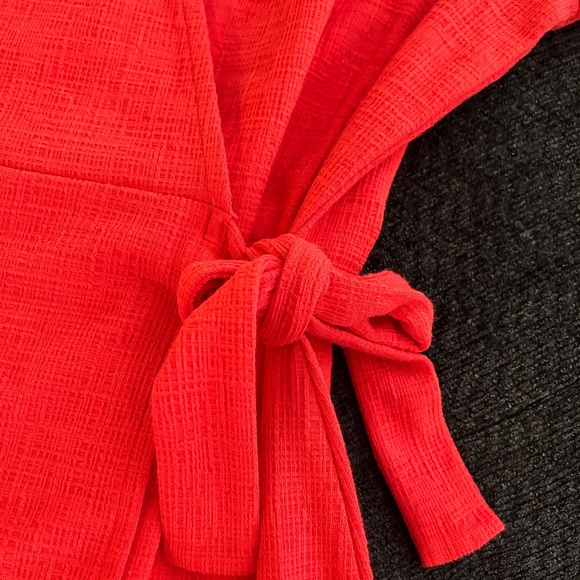 NWT. J Crew bright red wrap dress! Fun summer dress. Size small - Picture 4 of 5